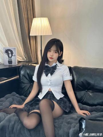 AI魔改大赛聚集地周末追剧